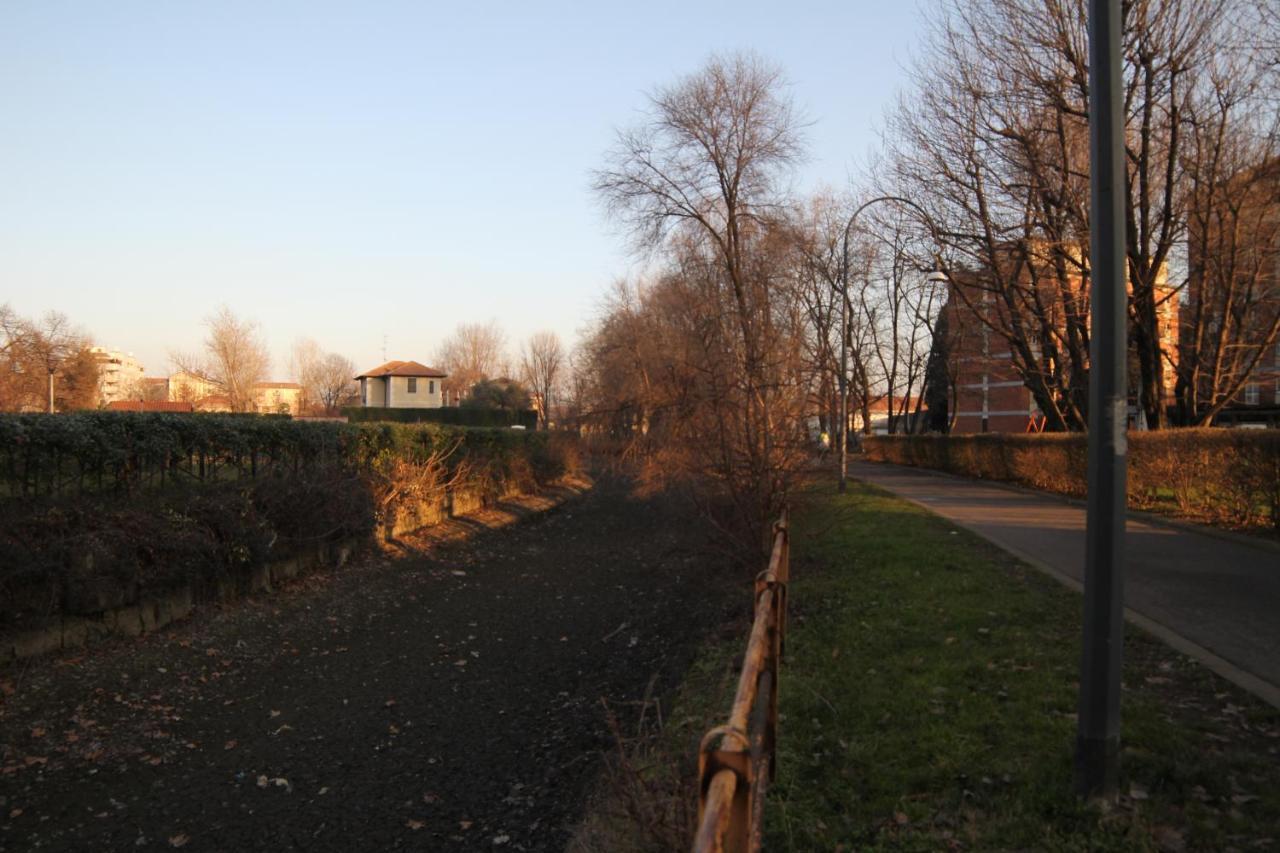 Milano: Accogliente Appartamento In Zona Comoda Extérieur photo